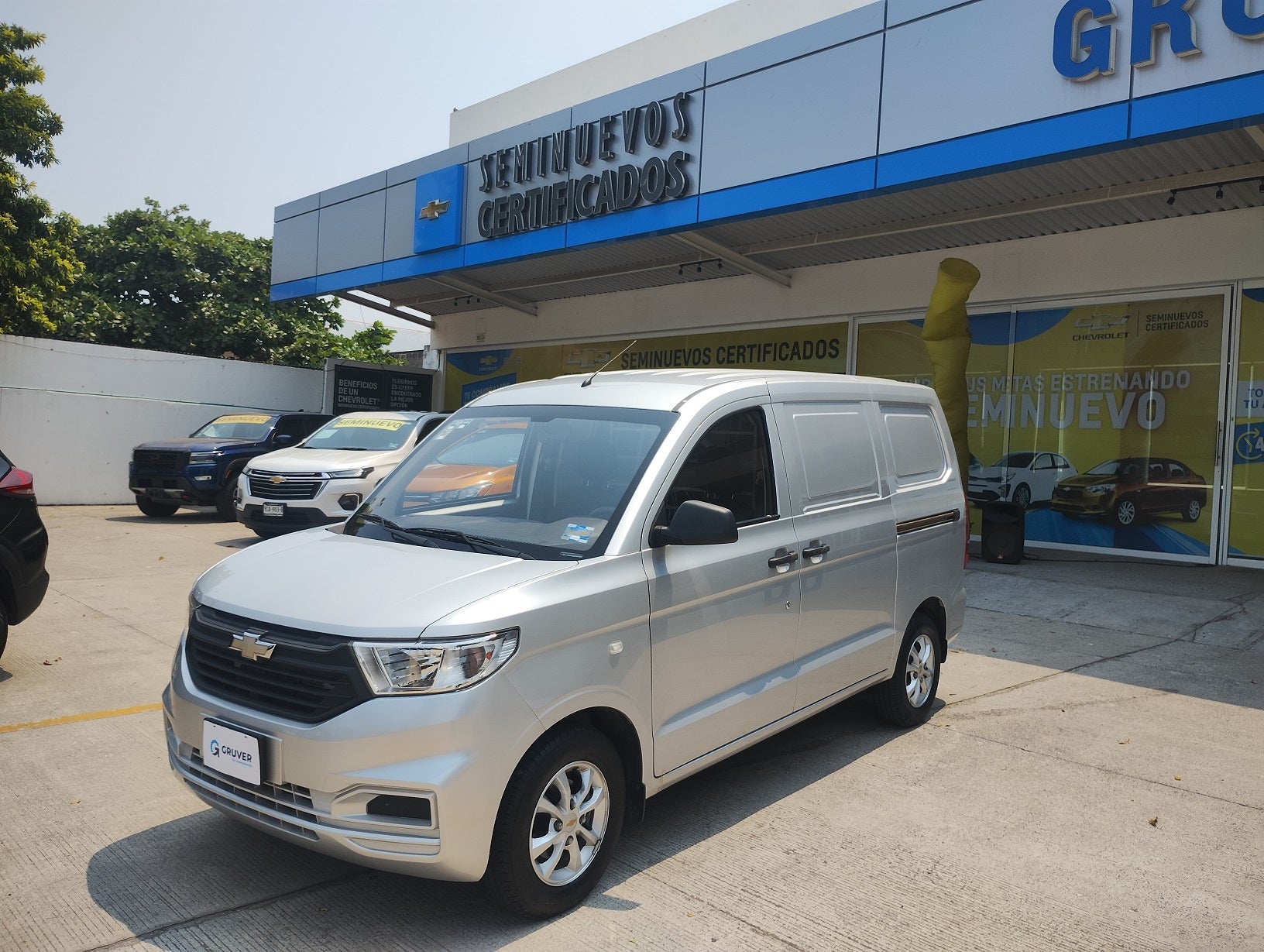 CHEVROLET TORNADO VAN PAQUETE B 2023 gruvermx
