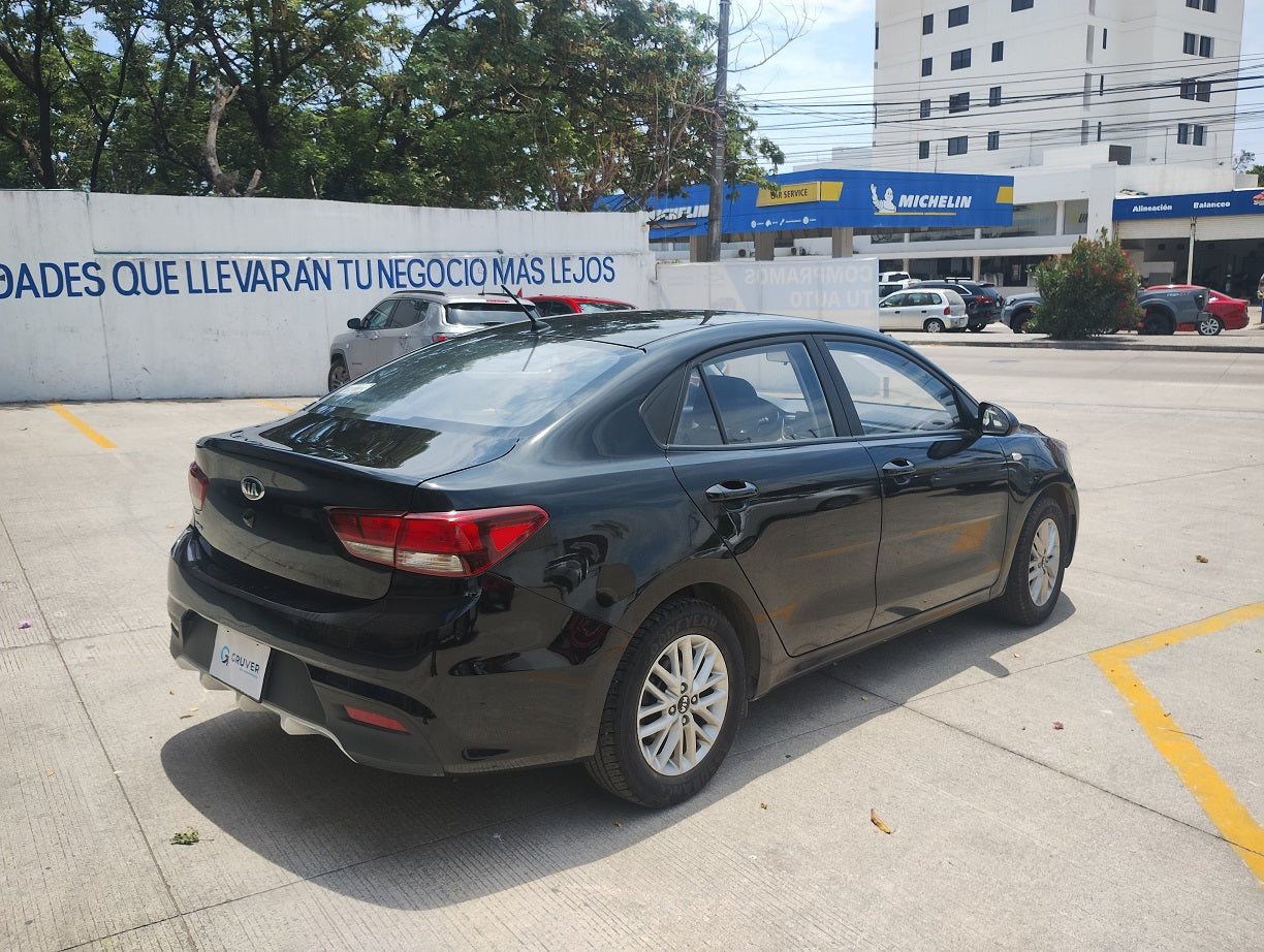 Kia Rio Sedan Lx Manual Negro 2020