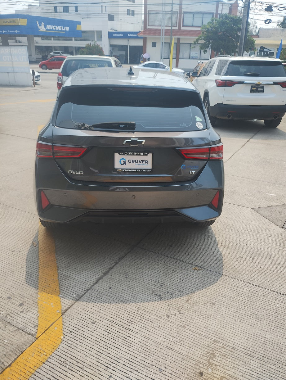 Chevrolet Aveo Hatchback Paq.C LT Plus CVT Acero Metálico 2024