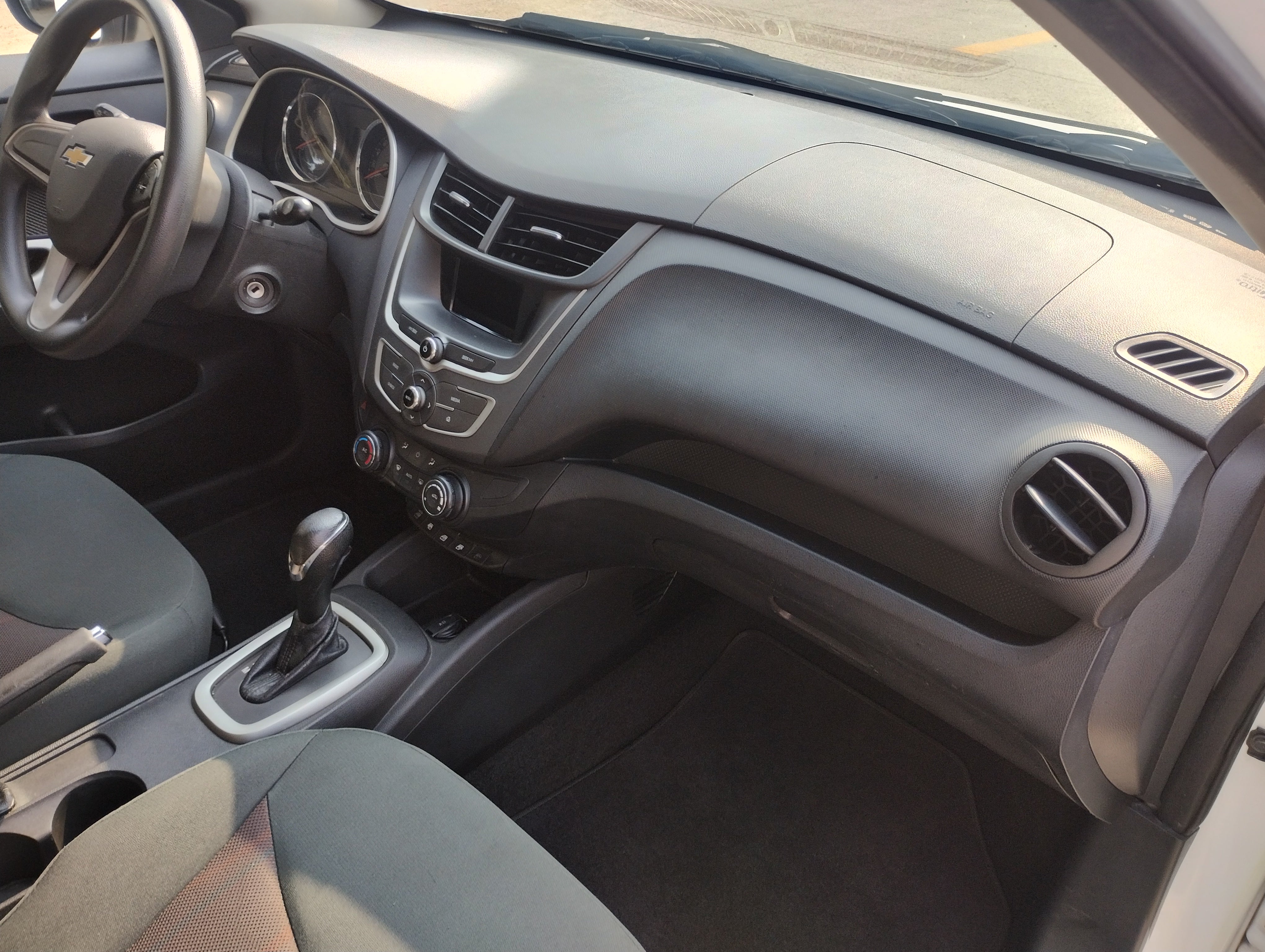 AVEO BLANCO NG LT AUTOMATICO PAQ.D 2020 gruvermx