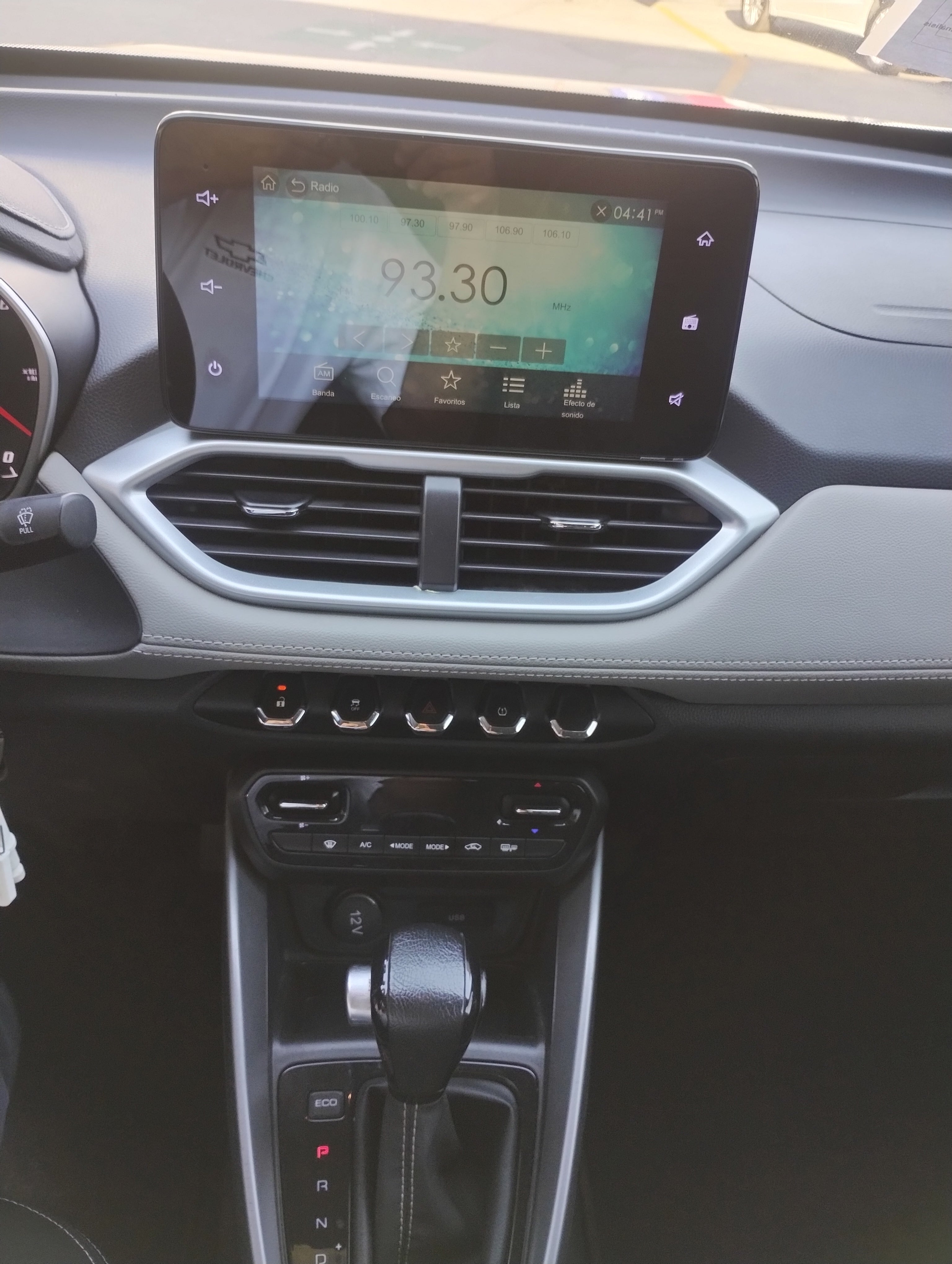 GROOVE SUV AUT. 2022