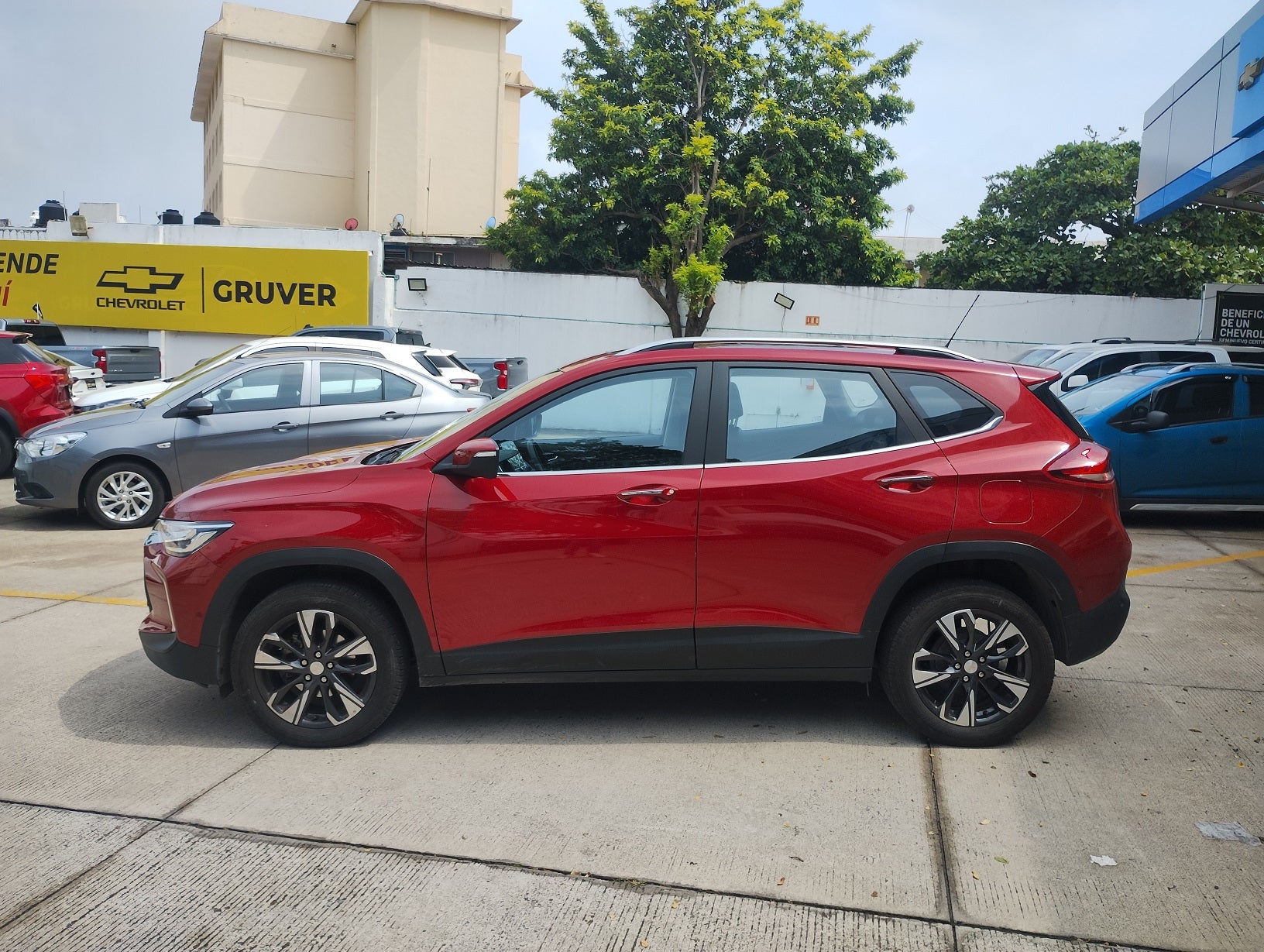 TRACKER SUV PAQ. M PREMIER