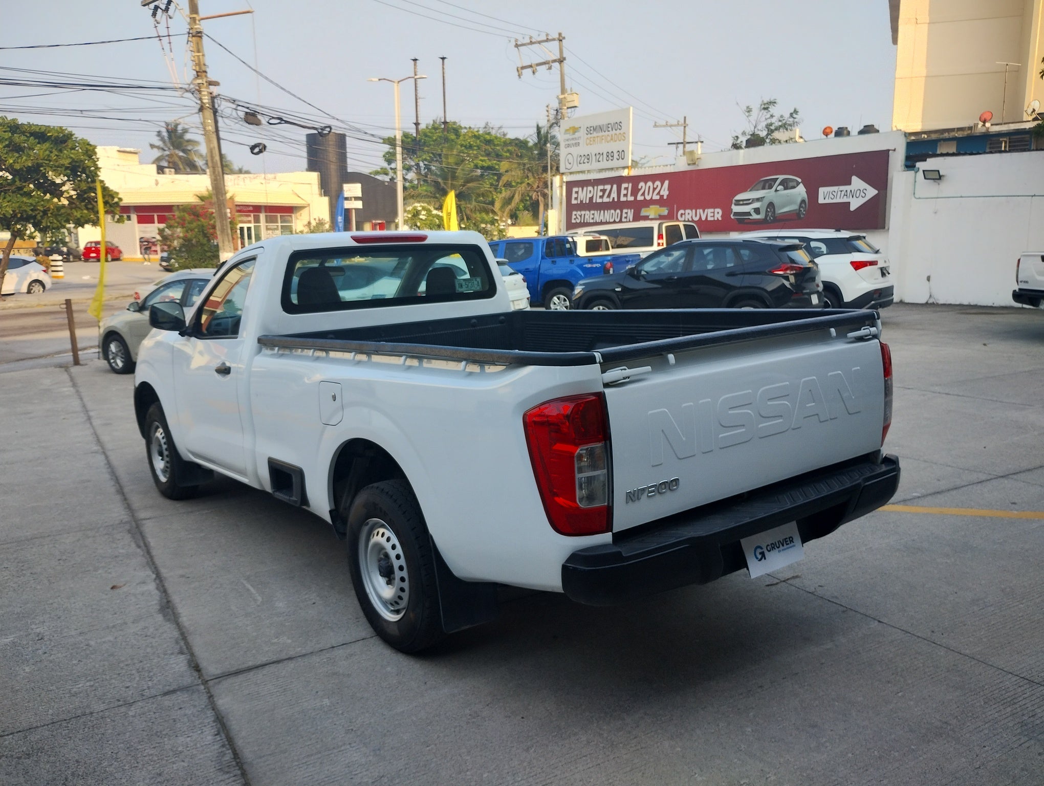 NISSAN PICKUP NP 300 CABINA REGULAR 2020 gruvermx