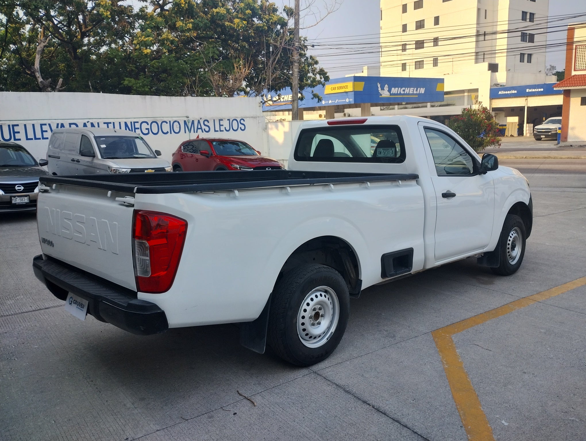 NISSAN PICKUP NP 300 CABINA REGULAR 2020 gruvermx