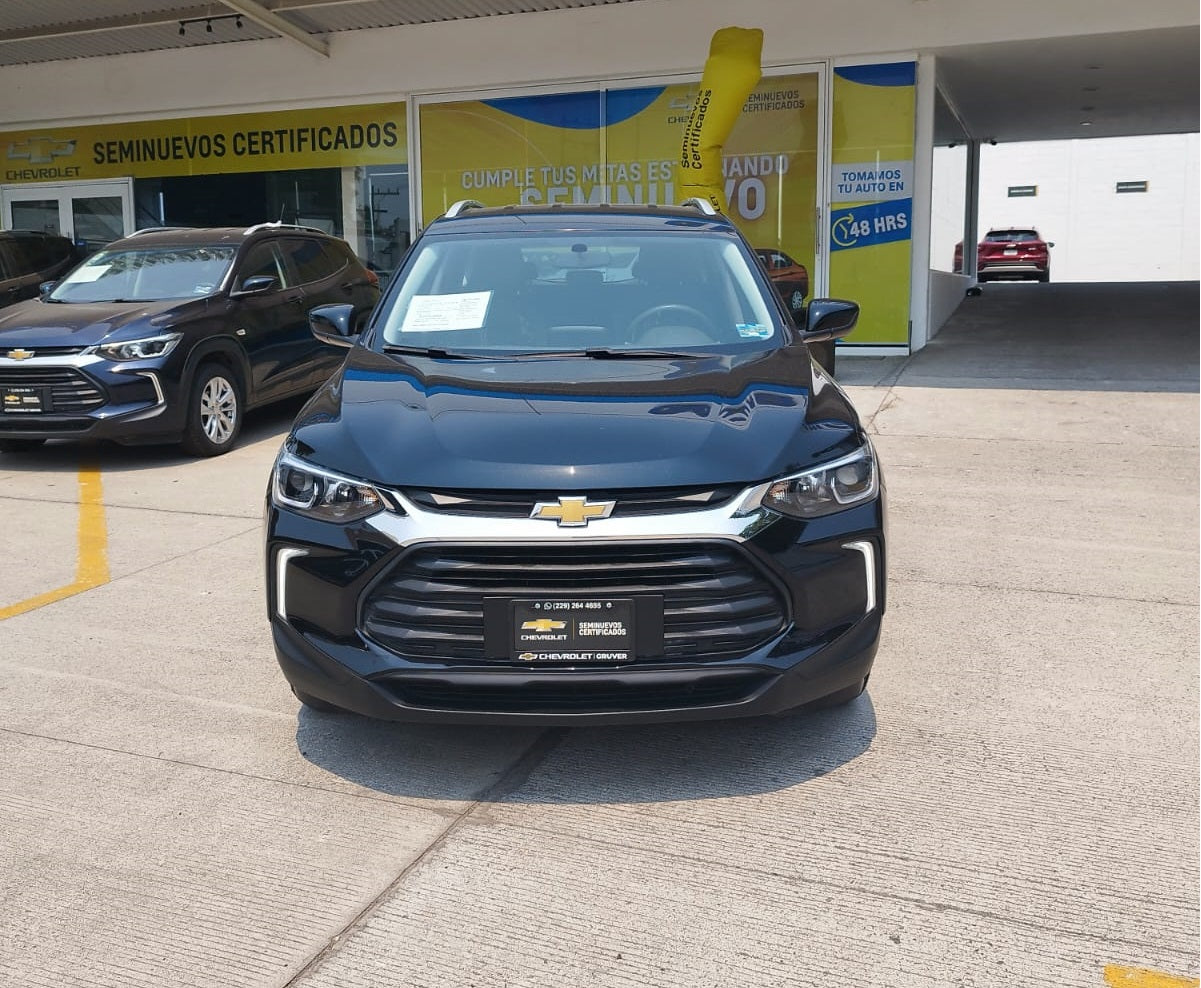 TRACKER NEGRA SUV PAQ. C LT AUTOMATICA 2021 gruvermx