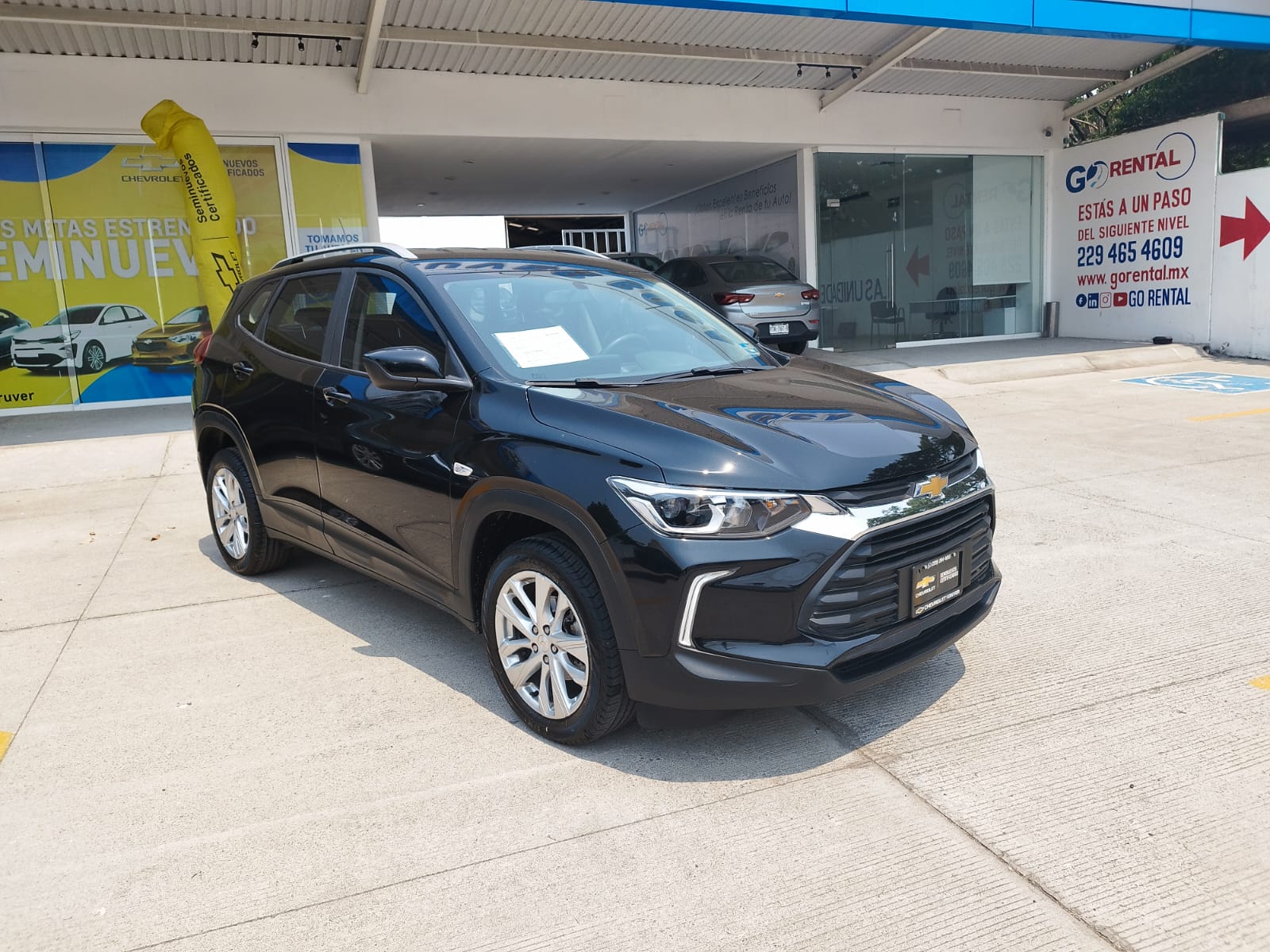 TRACKER NEGRA SUV PAQ. C LT AUTOMATICA 2021 gruvermx